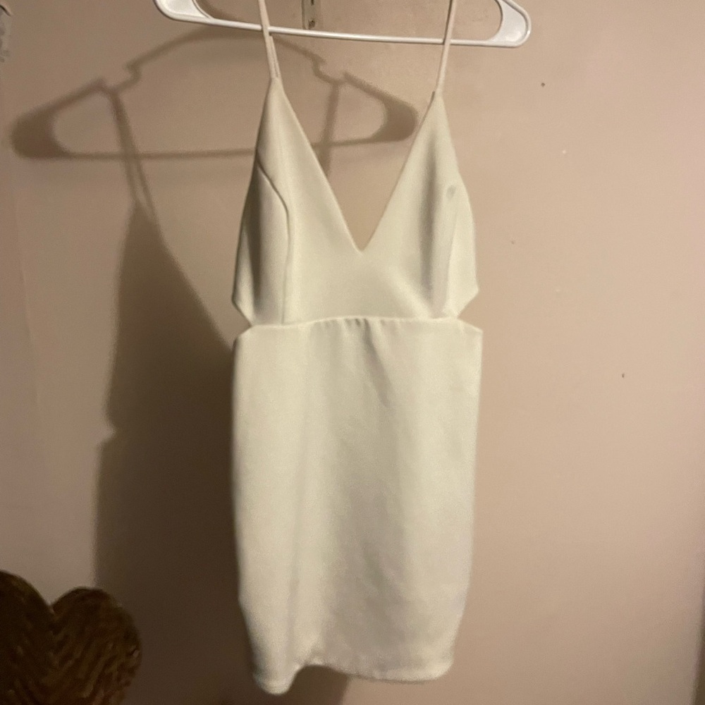 Forever 21 White Sleeveless Sheath Mini Dress